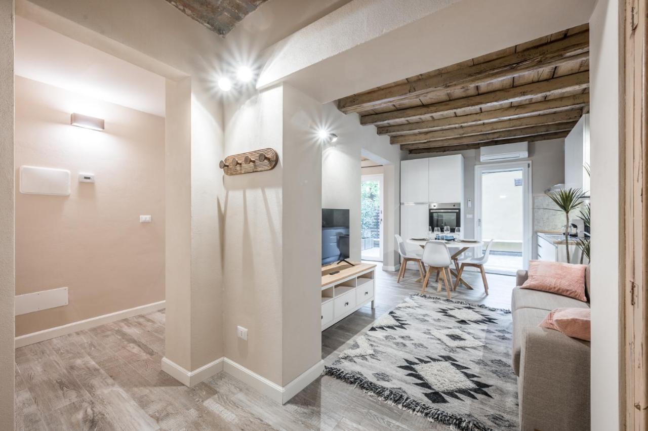 Broccaindosso Wood Apartments 5* Bologna Exterior foto