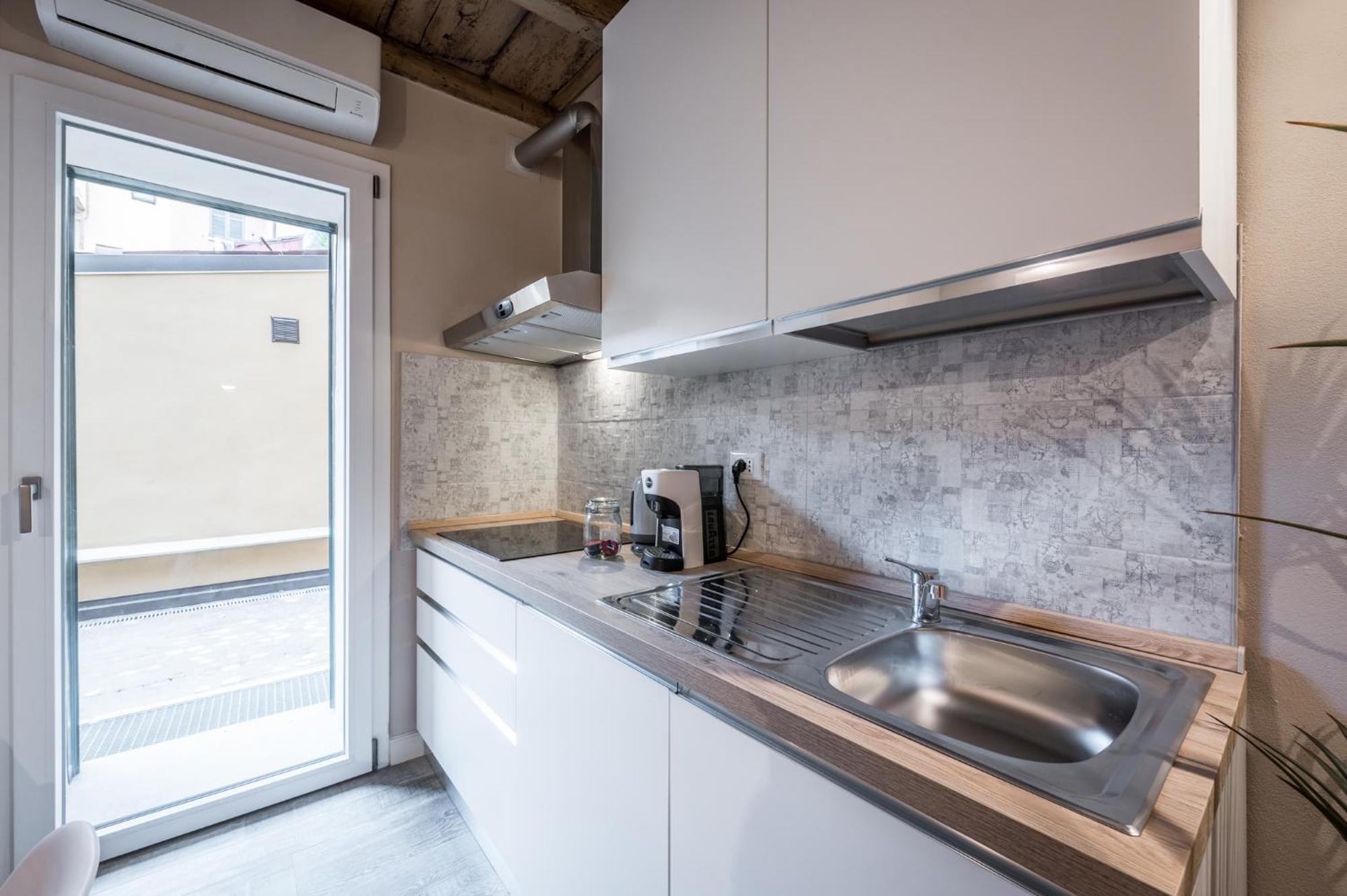 Broccaindosso Wood Apartments 5* Bologna Exterior foto